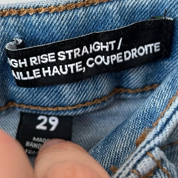 Joe Fresh Distressed Hi Rise Straight Leg Light Wash Blue Denim Jeans - Picture 11 of 11